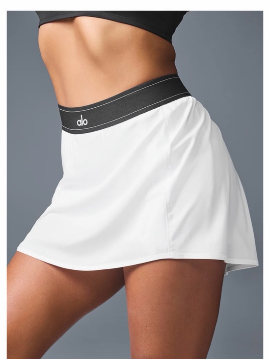 ALO Yoga Dresses & Skirts - ALO Yoga White Match Point Tennis Skirt